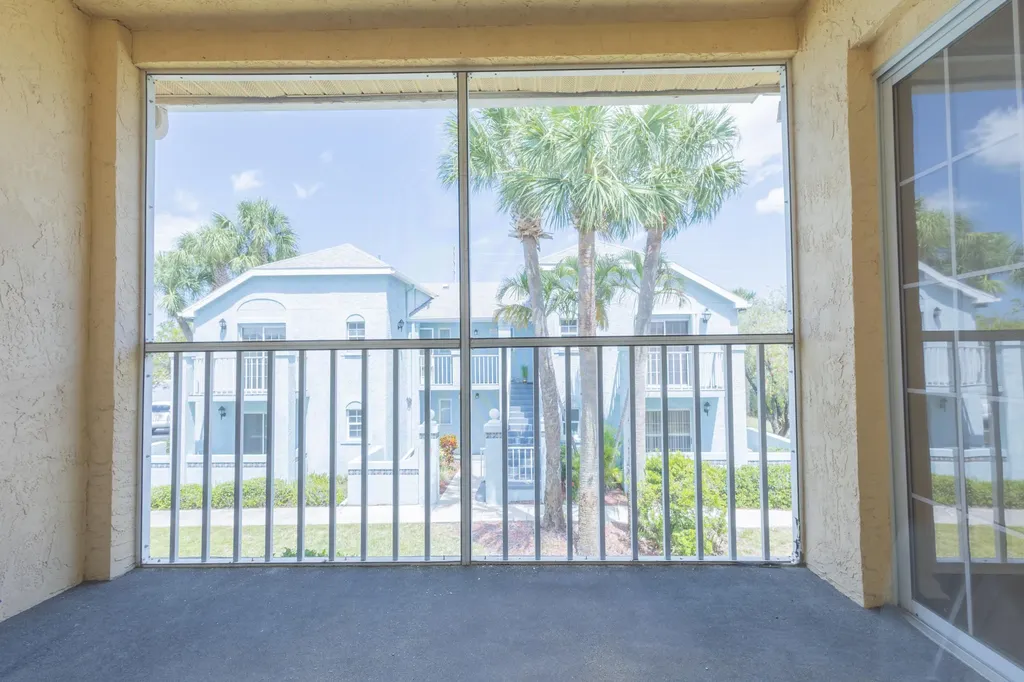 1635 SE Green Acres Port St Lucie FL 34952