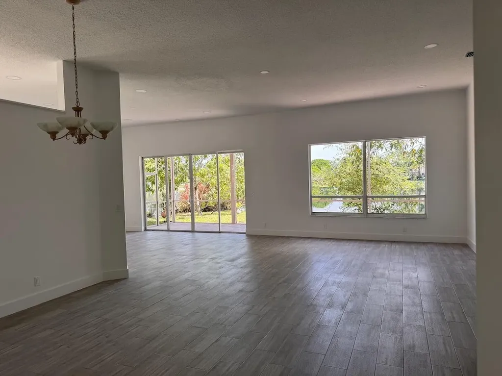 13377 NW 14th Street Pembroke Pines FL 33028