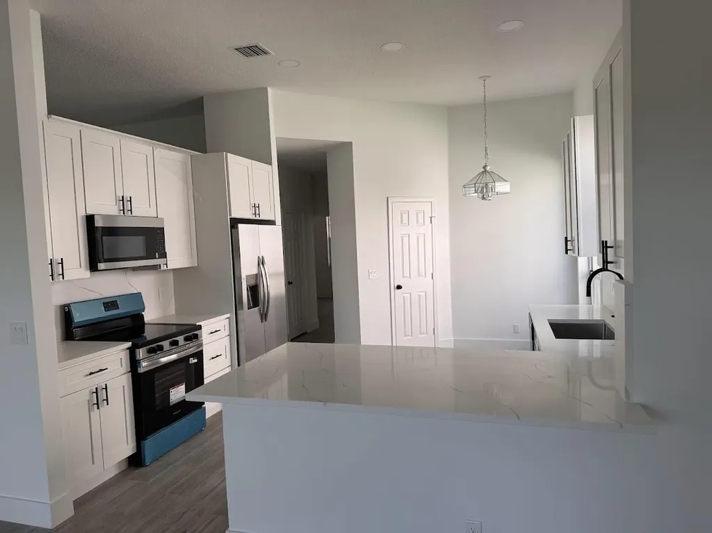 13377 NW 14th Street Pembroke Pines FL 33028