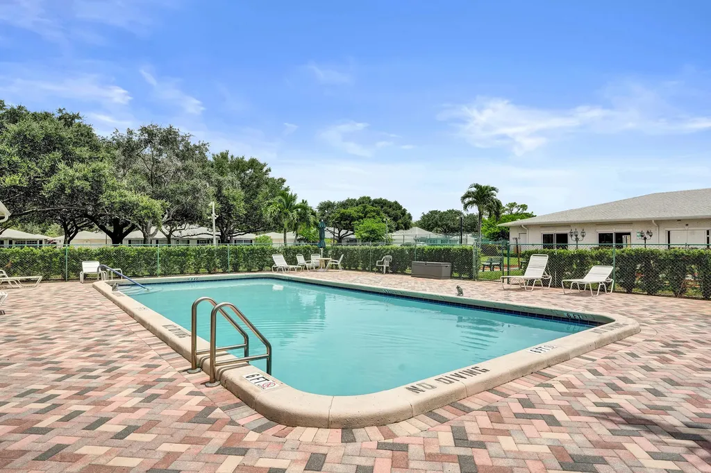 10127 41st Terrace S Boynton Beach FL 33436