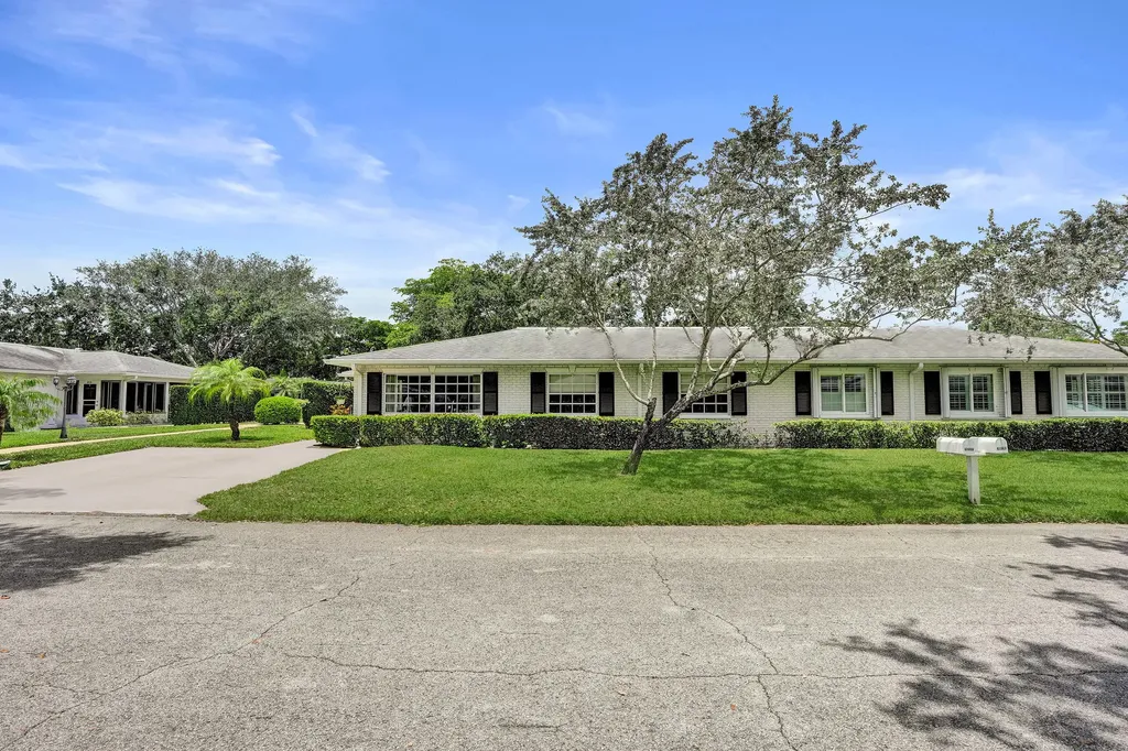 10127 41st Terrace S Boynton Beach FL 33436