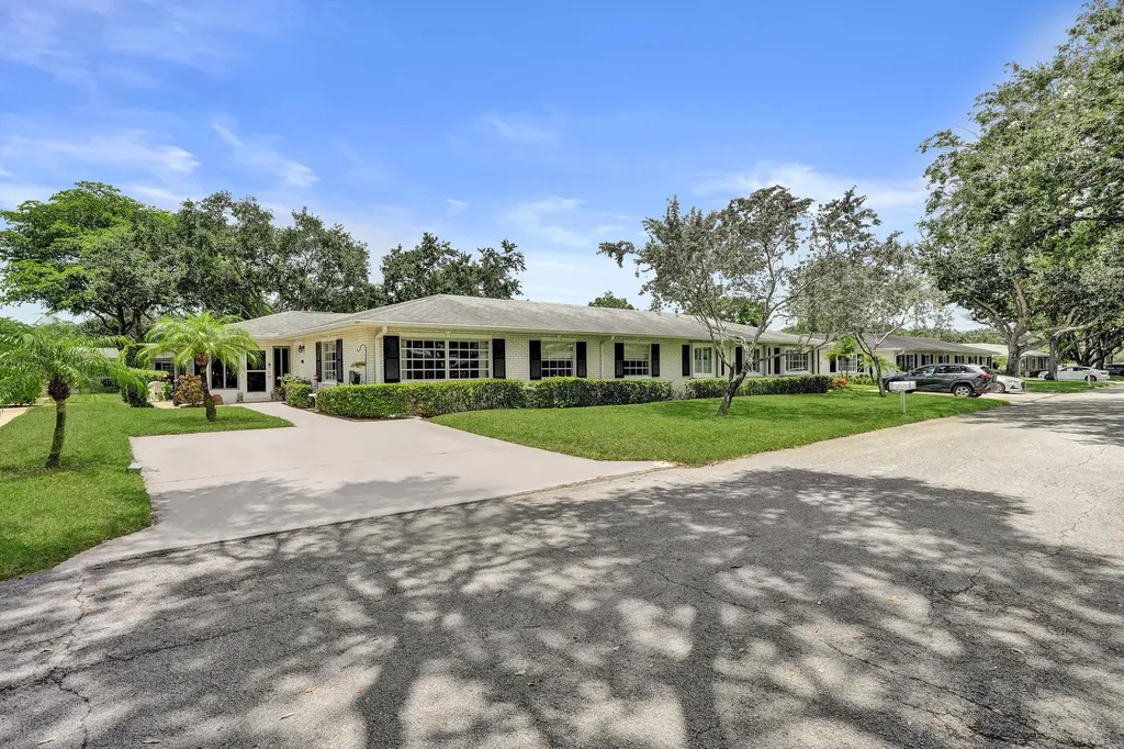 10127 41st Terrace S Boynton Beach FL 33436