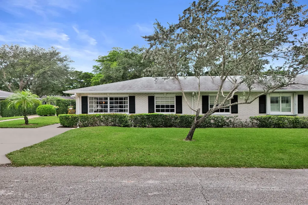 10127 41st Terrace S Boynton Beach FL 33436