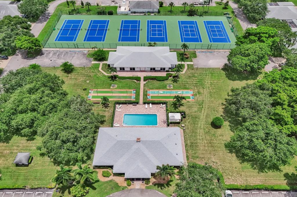 10127 41st Terrace S Boynton Beach FL 33436