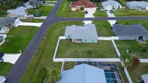 1220 SE Navajo Lane Port St Lucie FL 34983