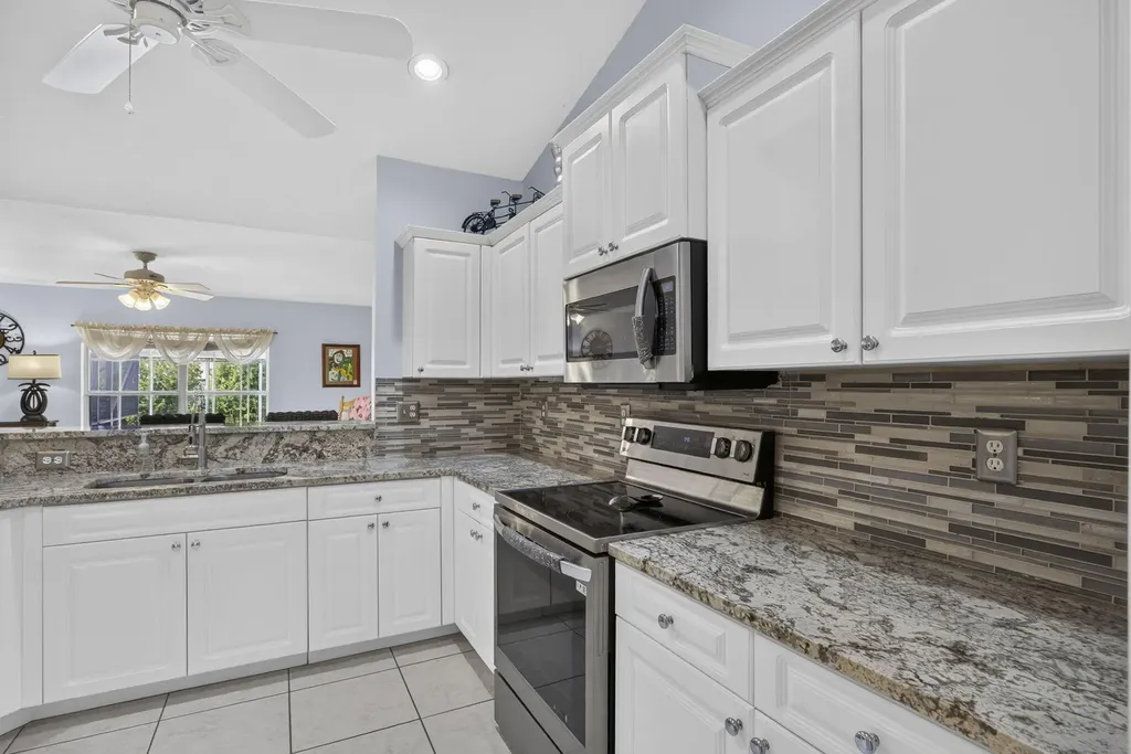 14883 60th Court N The Acreage FL 33470