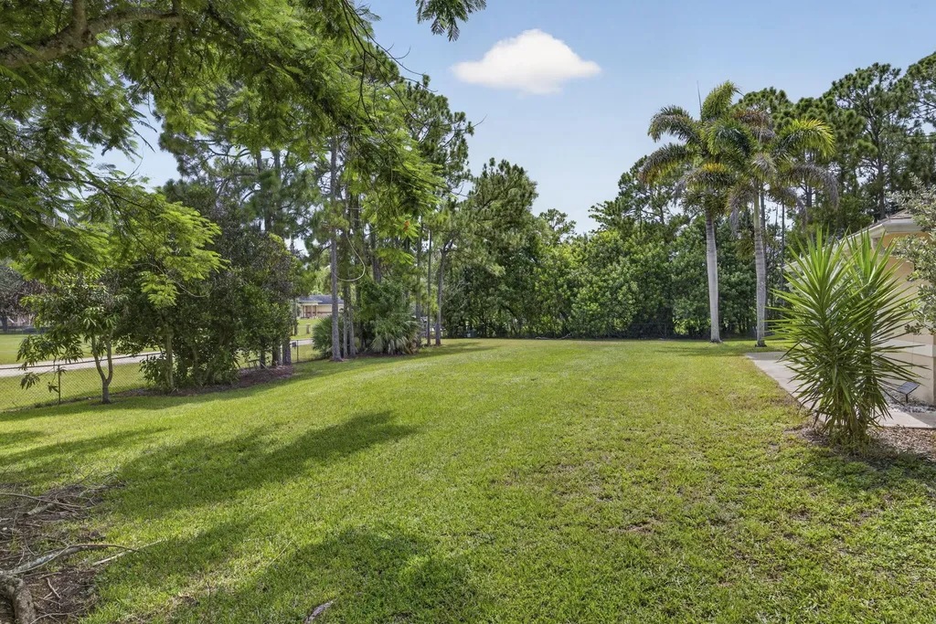 14883 60th Court N The Acreage FL 33470