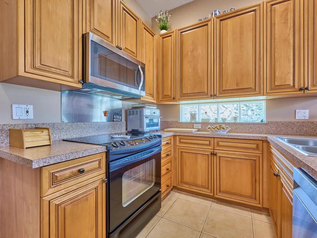 530 Commons Drive Palm Beach Gardens FL 33418
