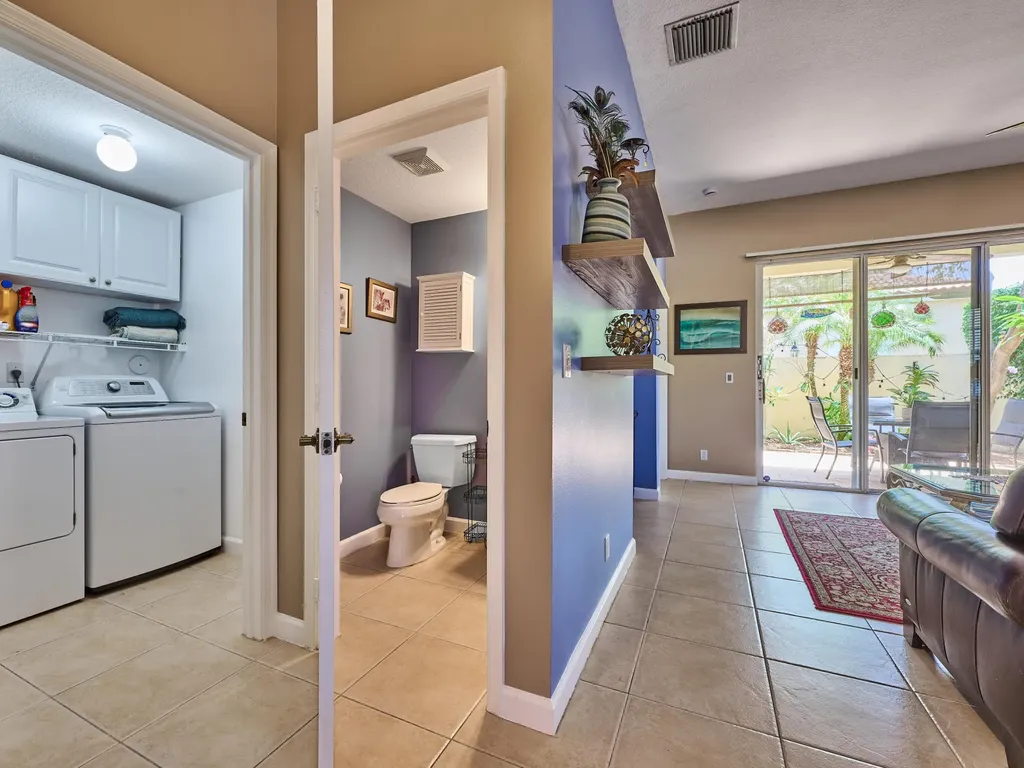 530 Commons Drive Palm Beach Gardens FL 33418