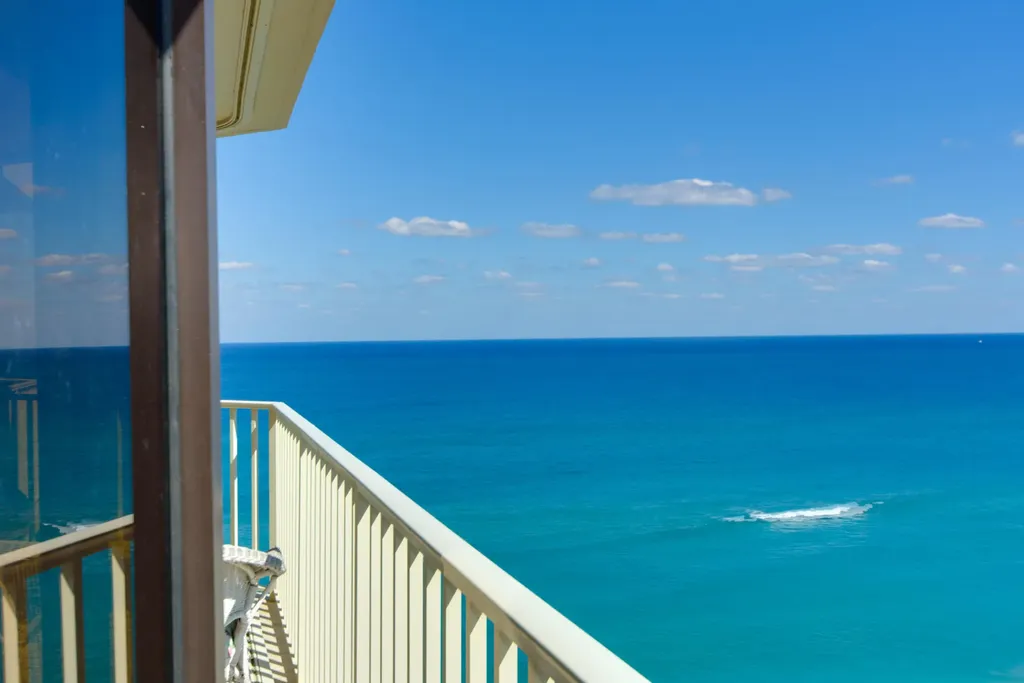2917 S Ocean Boulevard Highland Beach FL 33487