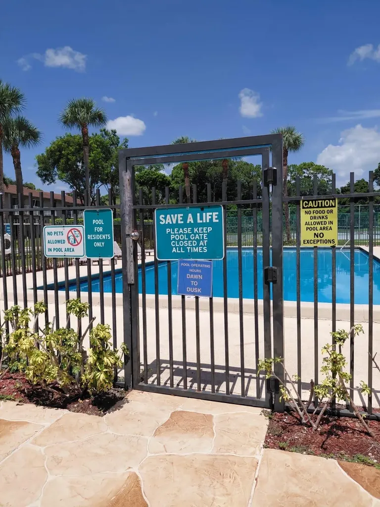 4524 Oak Terrace Drive Greenacres FL 33463