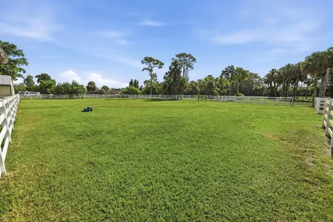 14095 Biddex Road Loxahatchee Groves FL 33470