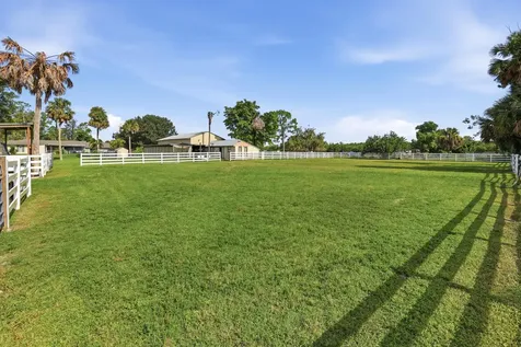 14095 Biddex Road Loxahatchee Groves FL 33470