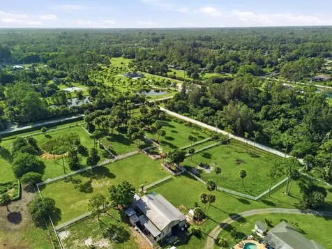 14095 Biddex Road Loxahatchee Groves FL 33470