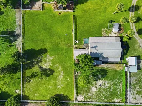 14095 Biddex Road Loxahatchee Groves FL 33470