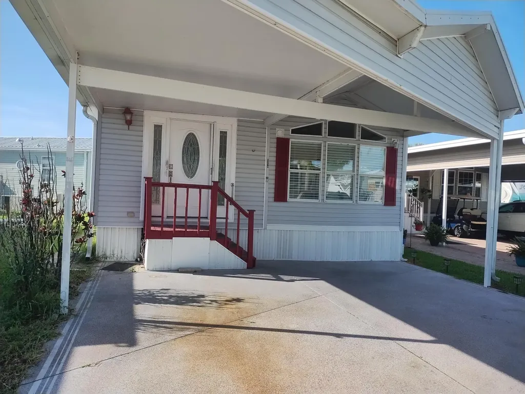 5374 SE 65th Avenue Okeechobee FL 34974