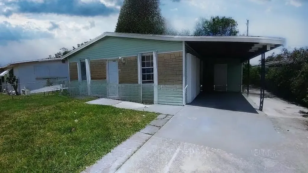 1412 W 6th Street Riviera Beach FL 33404