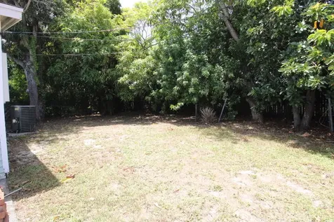 1412 W 6th Street Riviera Beach FL 33404