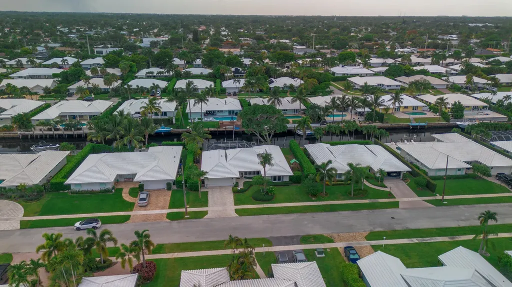 1111 SW Pepperridge Terrace Boca Raton FL 33486