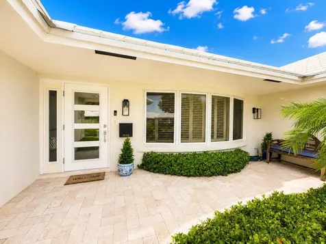 1111 SW Pepperridge Terrace Boca Raton FL 33486
