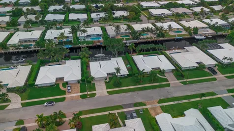 1111 SW Pepperridge Terrace Boca Raton FL 33486