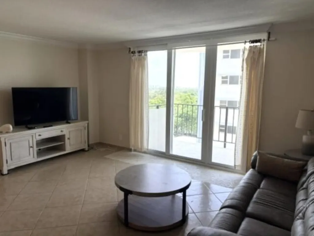 1900 S Ocean Boulevard Lauderdale By The Sea FL 33062