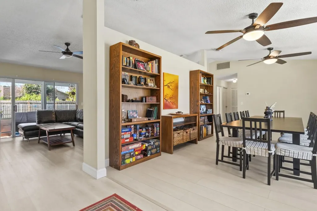 1202 SE Mcfarlane Port St Lucie FL 34952