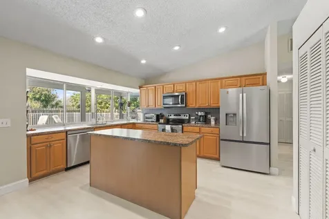 1202 SE Mcfarlane Port St Lucie FL 34952