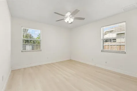 1202 SE Mcfarlane Port St Lucie FL 34952