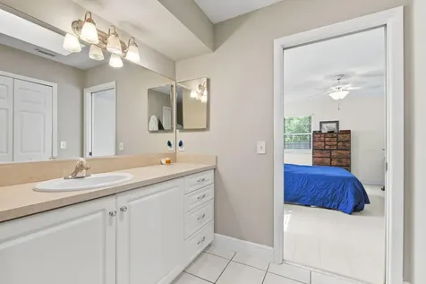 1202 SE Mcfarlane Port St Lucie FL 34952