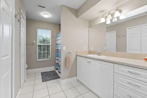 1202 SE Mcfarlane Port St Lucie FL 34952