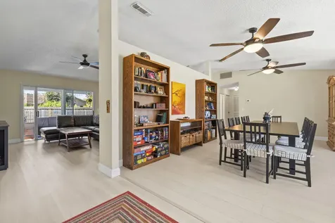 1202 SE Mcfarlane Port St Lucie FL 34952