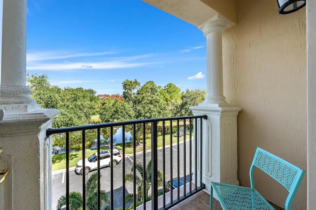 12695 SE Old Cypress Drive Hobe Sound FL 33455