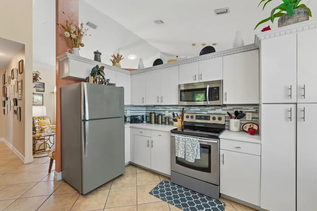 5376 NW 57th Terrace Coral Springs FL 33067