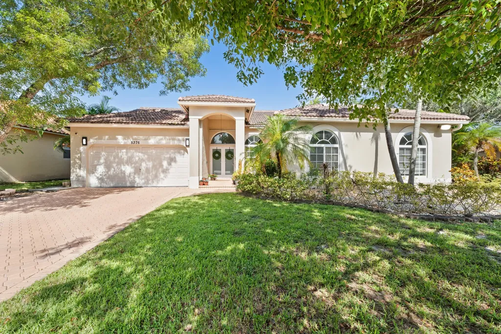 5376 NW 57th Terrace Coral Springs FL 33067