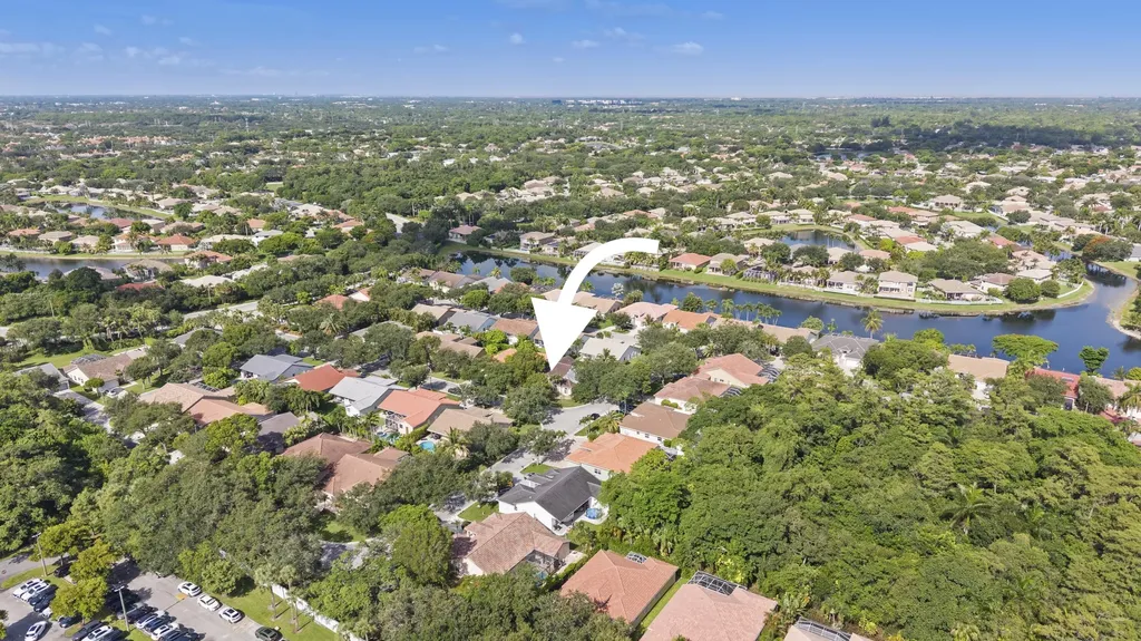 5376 NW 57th Terrace Coral Springs FL 33067