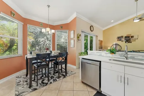 5376 NW 57th Terrace Coral Springs FL 33067