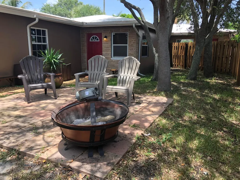 311 De Carie Street Delray Beach FL 33444