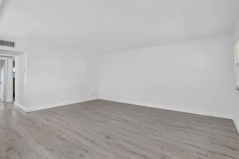 212 Monaco E Delray Beach FL 33446