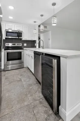 212 Monaco E Delray Beach FL 33446