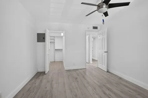 212 Monaco E Delray Beach FL 33446