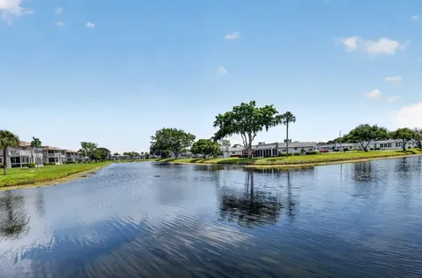 212 Monaco E Delray Beach FL 33446