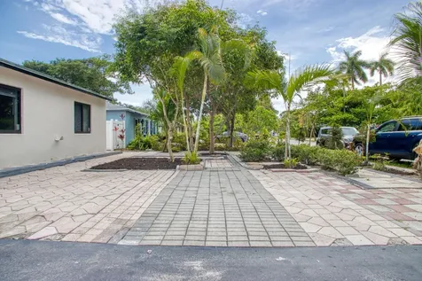 1316 NW 2nd Avenue Fort Lauderdale FL 33311