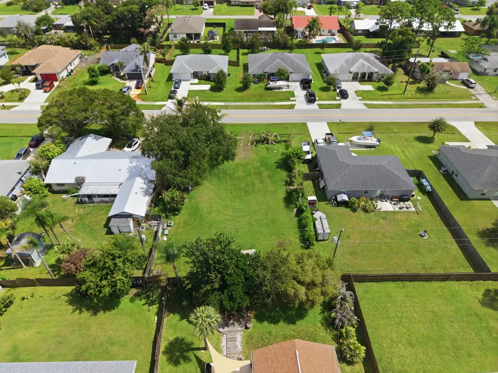 719 SE Thornhill Drive Port St Lucie FL 34983