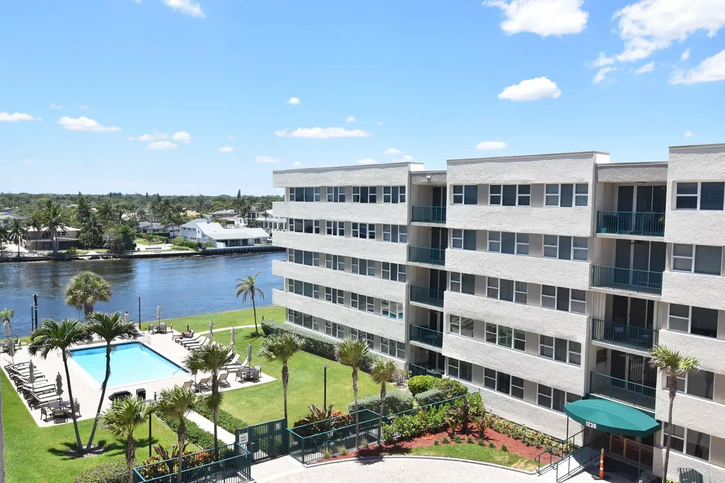 1236 Hillsboro Mile Hillsboro Beach FL 33062