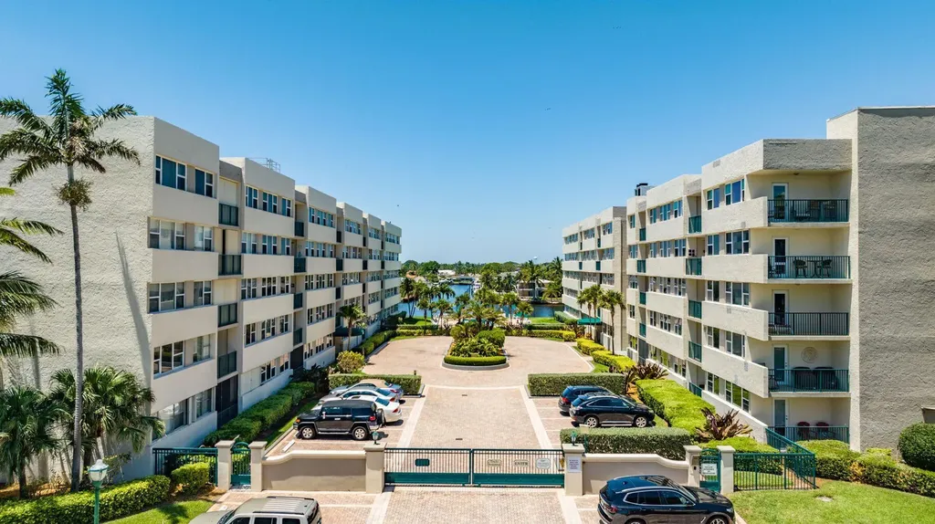 1236 Hillsboro Mile Hillsboro Beach FL 33062