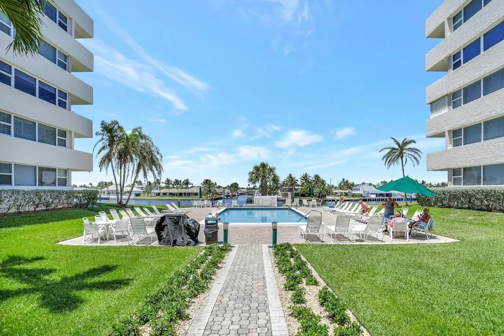 1236 Hillsboro Mile Hillsboro Beach FL 33062