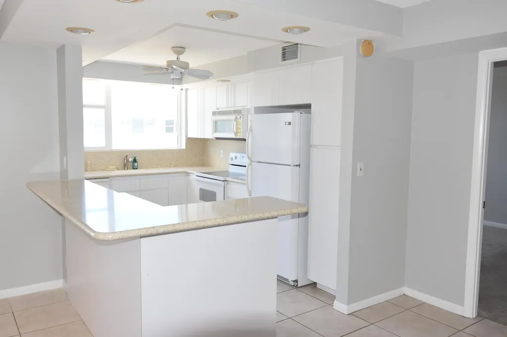1236 Hillsboro Mile Hillsboro Beach FL 33062