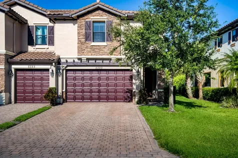 5323 Santa Maria Avenue Boynton Beach FL 33436