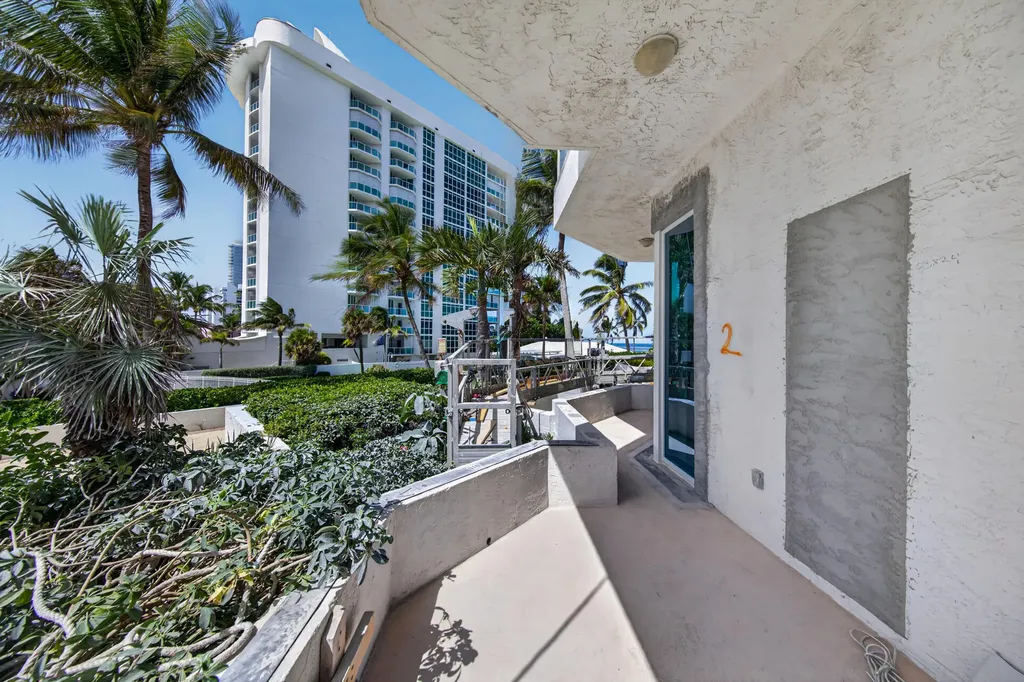 1440 S Ocean Boulevard Lauderdale By The Sea FL 33062